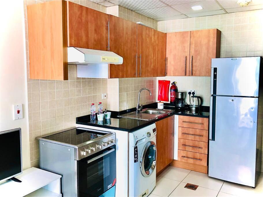 Panoramic Sea Views Studio Apartment - Marina Dubai Buitenkant foto